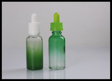 Chine Bouteilles en verre liquides de compte-gouttes d'huile essentielle de gradient de vert du jus 30ml d'E E fournisseur
