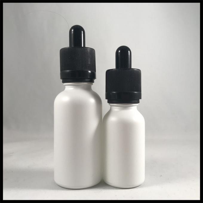 Capacité liquide vide givrée du conteneur 15ml d'huile de la bouteille en verre blanche E de compte-gouttes